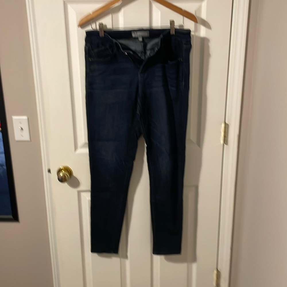 Dark denim jeans great condition has good stretch